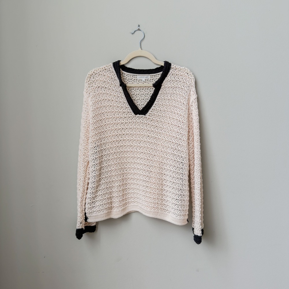 Little Lies Boho Sofia Ivory Crochet V-Neck Preppy Sweater Size M/L